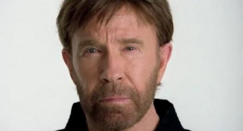 Chuck Norris assume que é gay! Verdade ou mentira?