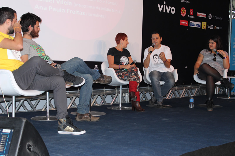Abertura do Youpix Festival 2014 no Palco Principal. Gilmar Lopes debate sobre o limite da zoeira na web! (foto: Eduardo "Efarsinho" Lopes)
