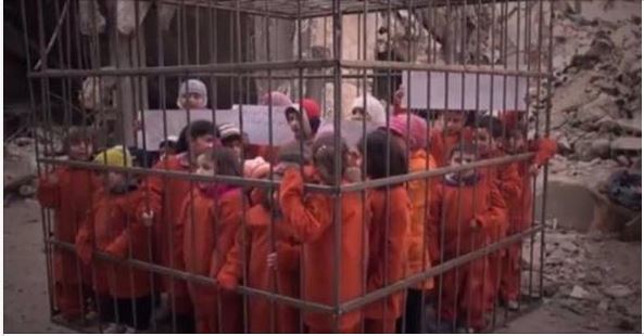 Estado Islâmico estaria preparando para queimar 25 crianças cristãs! Será verdade? (foto: Reprodução/Facebook) 