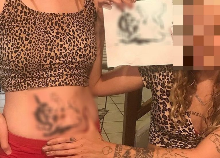Tatuagem polêmica retrata um bebê com uma faca cravada na cabeça?