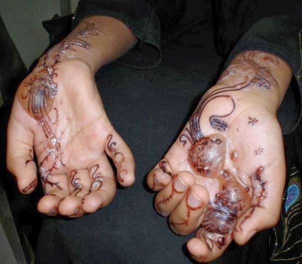Moça teria morrido depois de usar tatuagens de henna! Verdade ou farsa?(foto: Reprodução/Facebook)