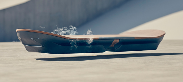 Lexus lança um skate voador! Será verdade? (foto: Divulgação)