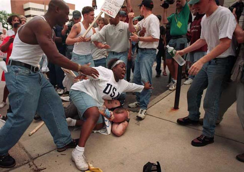 Keshia Thomas salvou a vida de um suposto membro da seita racista Ku Klux Klan, em 1996! (foto: Reprodução)