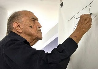 Oscar Niemeyer teria dito uma frase polemica sobre o formato de Brasília