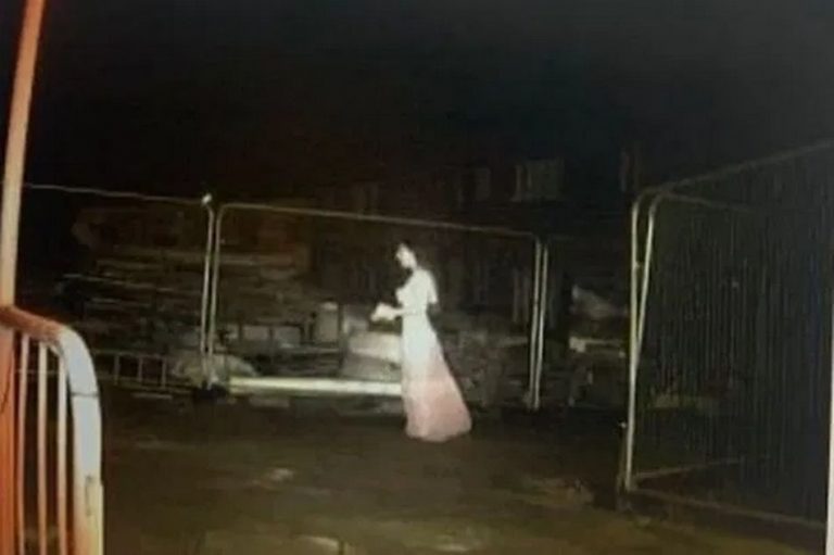 Noiva fantasma foi registrada por câmera de segurança em Birmingham, na Inglaterra?