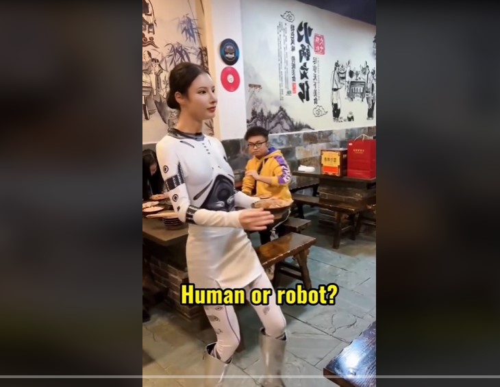 Garçonete-robô ultrarrealista atende em um restaurante chinês! Será verdade?